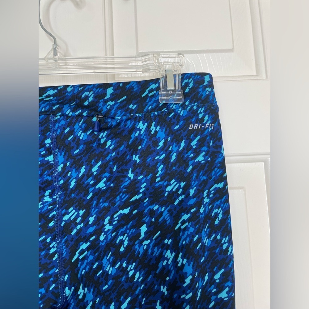 Nike Dri-Fit tight fit crop length blue leggings L - Picture 5 of 9